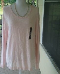 Gap lightweight sweater long sleeve.